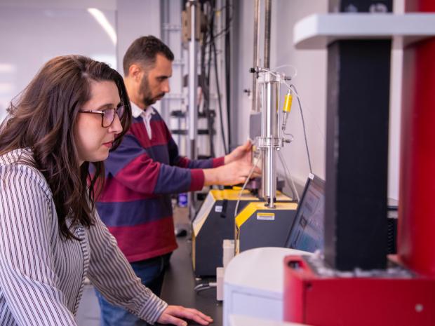 students using equipment in soils lab